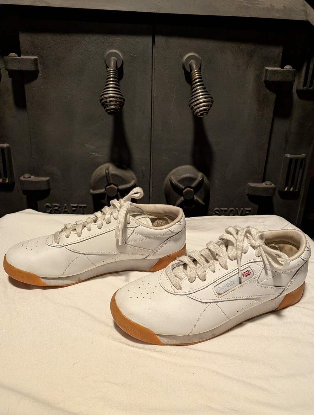 Classic Reebok White - Picture 4 of 6
